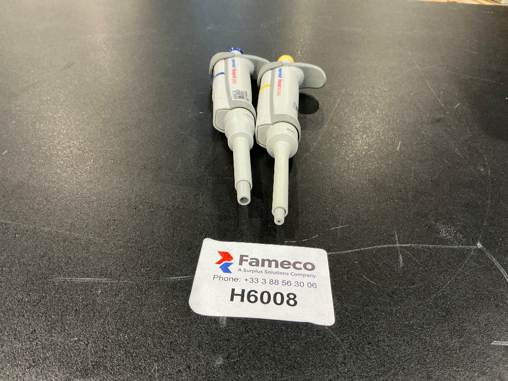 Image of Eppendorf Research Plus Pipettes x2